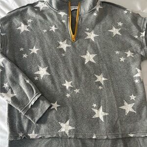Gray Star Print Quarter-Zip Sweatshirt small